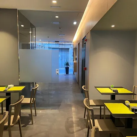 Mestral Perello Hotel