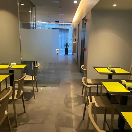 Hotel Mestral Perello