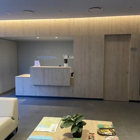 Hotel Mestral Perello 2*